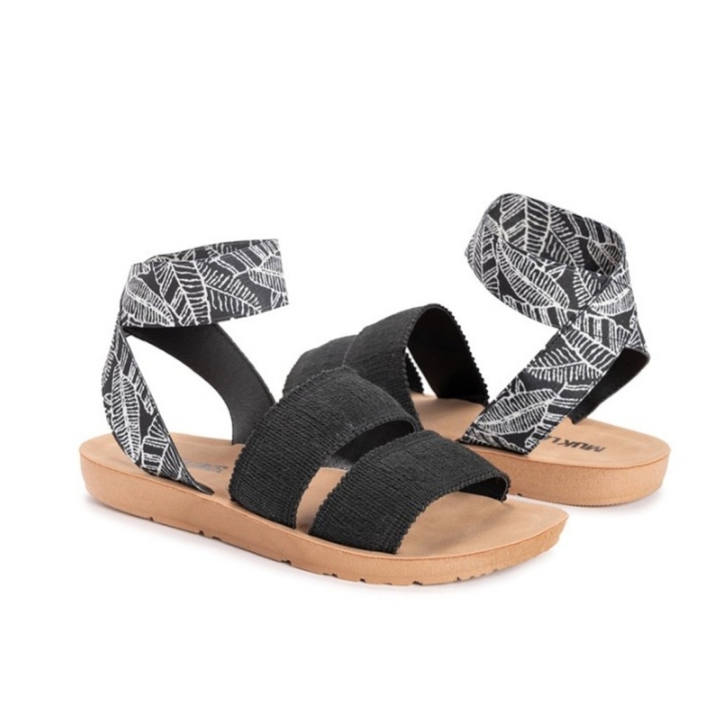 Muk Luks Ladies New Black and White Sandals, Size 9 (US)